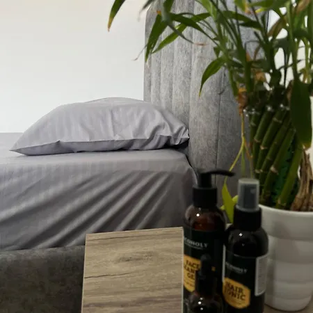 By Fenix Hostel Τίρανα